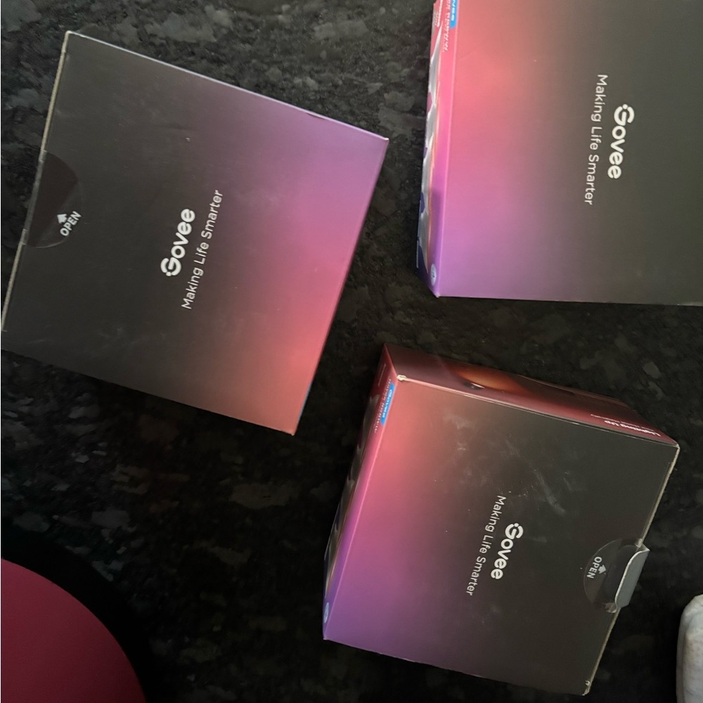Govee Smart LED Strip Lights - Black and Purple Gradient